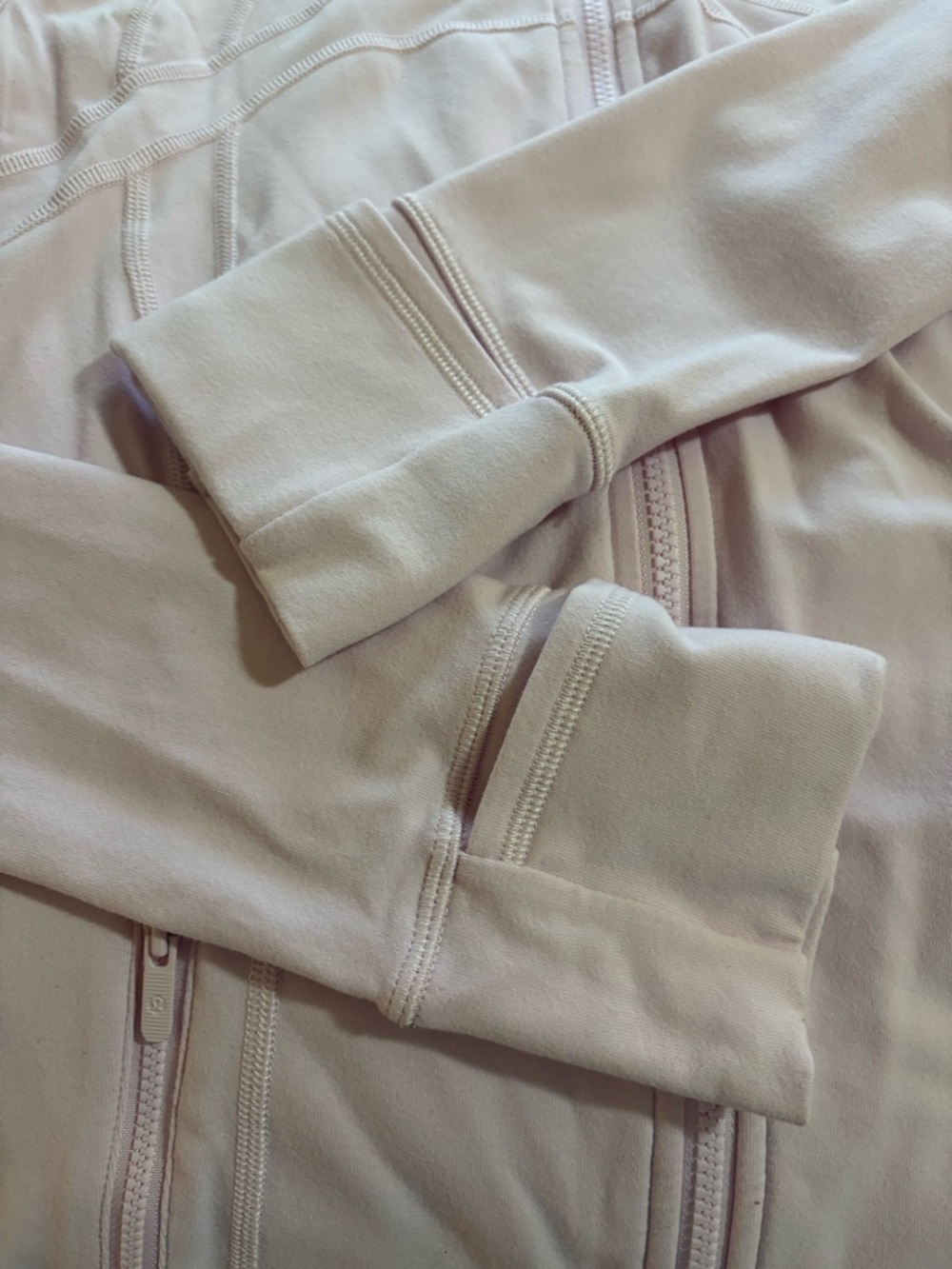 Lululemon athletica strawberry milkshake Define Jacket Nulu. BRAND NEW - Picture 7 of 7